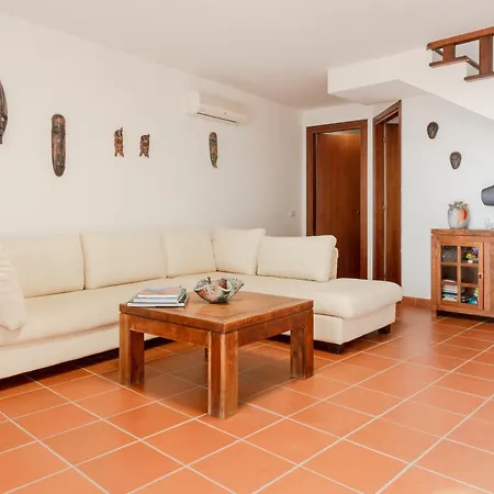 Guesthost - Casa A Daire *